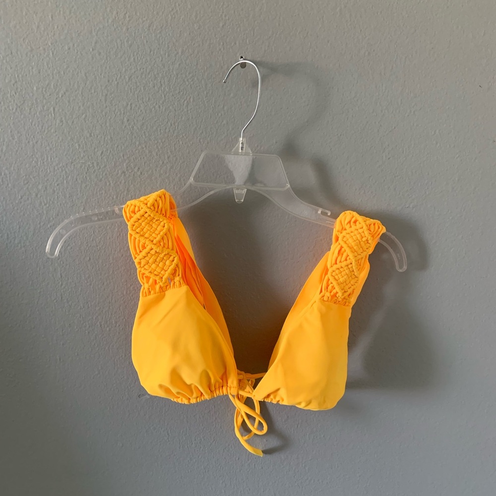ZAFUL yellow bikini top